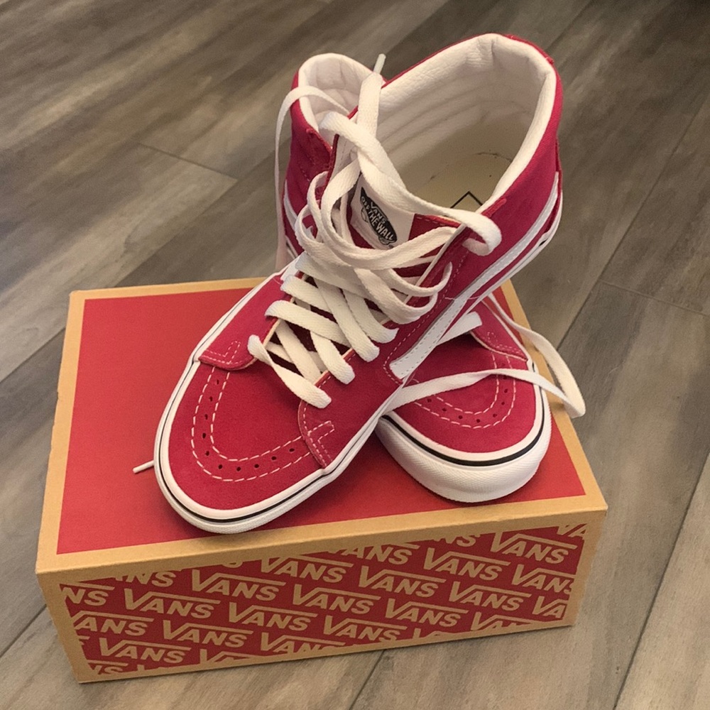 New in box vans sk8-hi